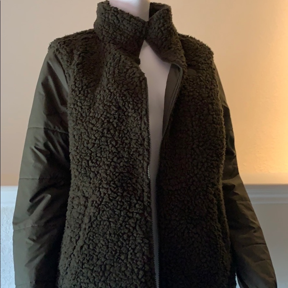 Jacket - Picture 2 of 7